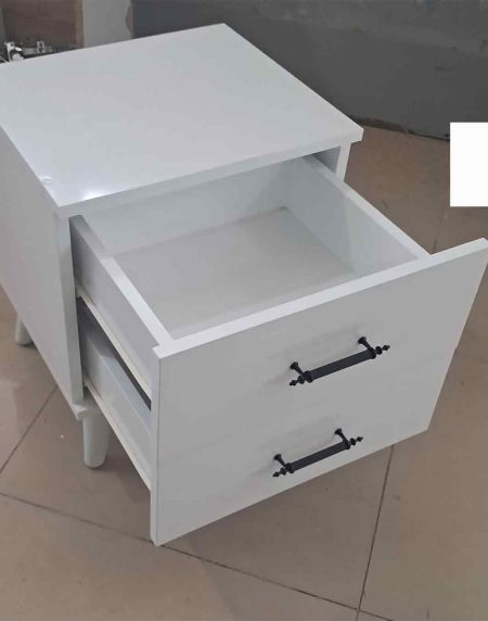 Bohem Siyah Kulplu Başucu Komodini - Beyaz 2